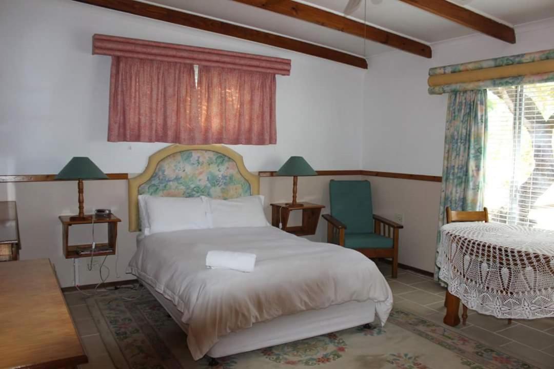 Lord Fraser Guest House Wepener Exteriör bild